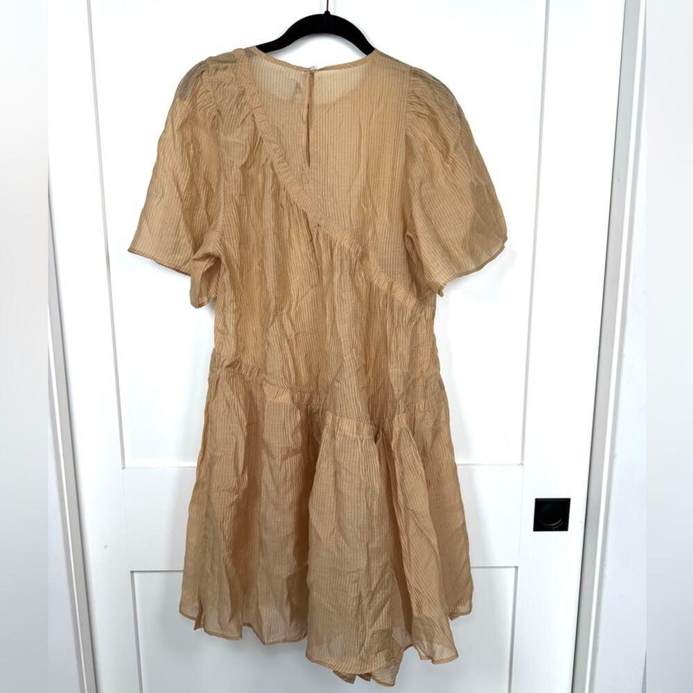 EN SAISON Dee Dee Striped Babydoll Asymmetric Tiered Mini Dress Khaki Medium NWT - Picture 10 of 10